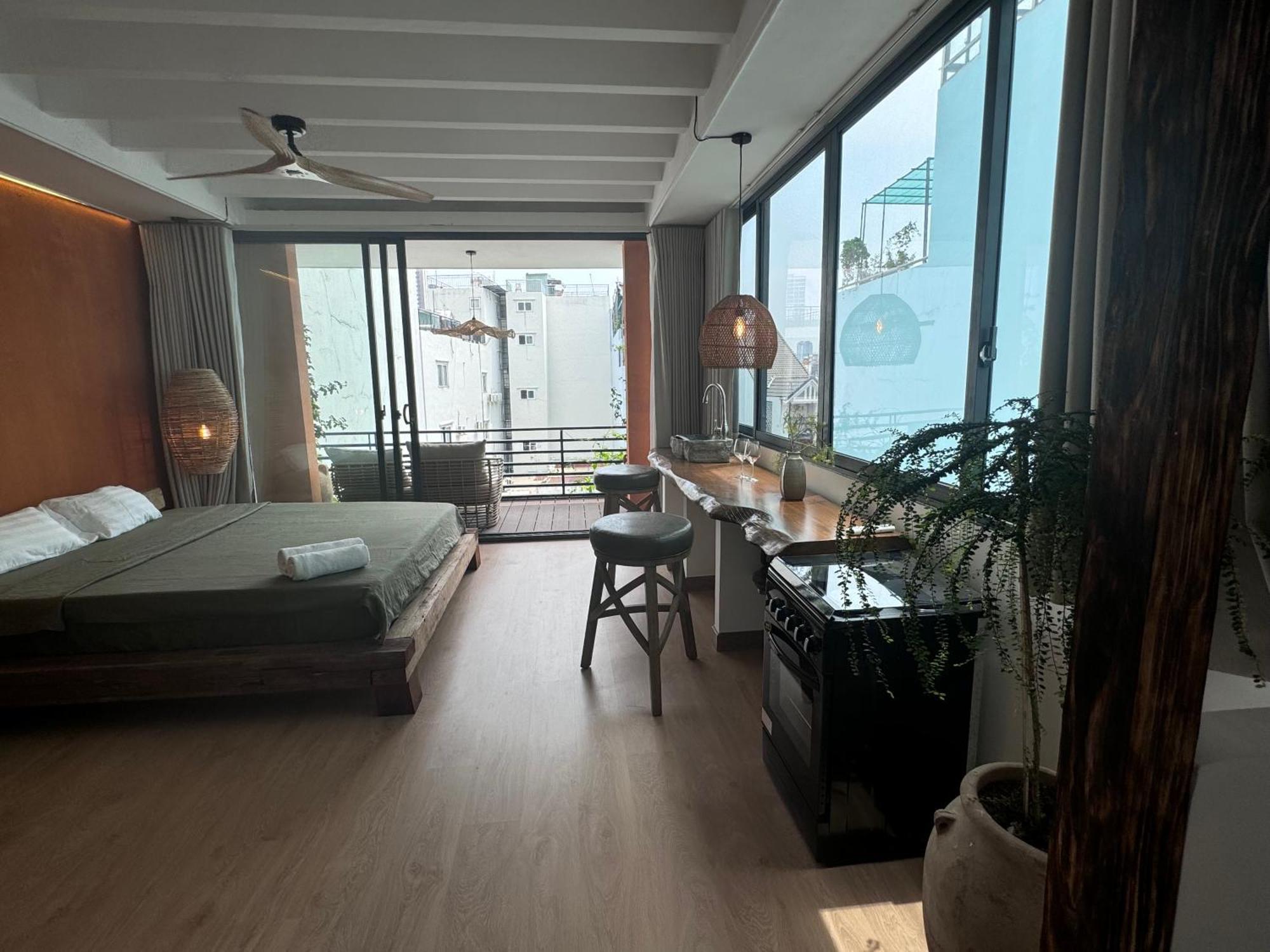 Notre Maison 5 - Roof Homestay Ho Chi Minh City